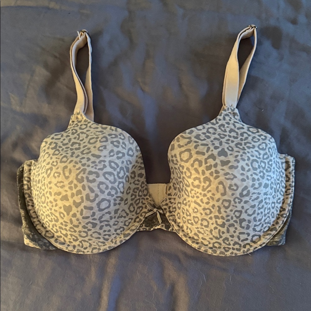 Maidenform Gray Leopard Print Bra 34DD